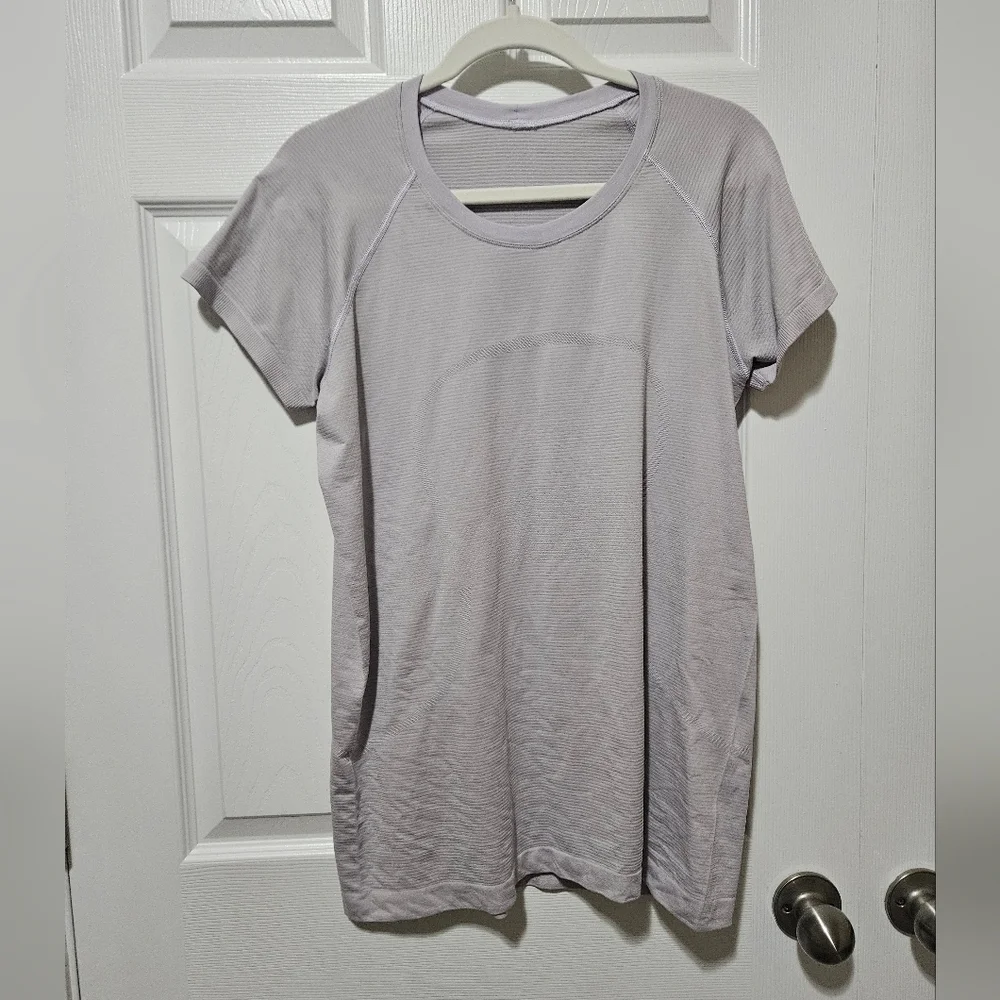 Lululemon Pale Purple Swiftly 14